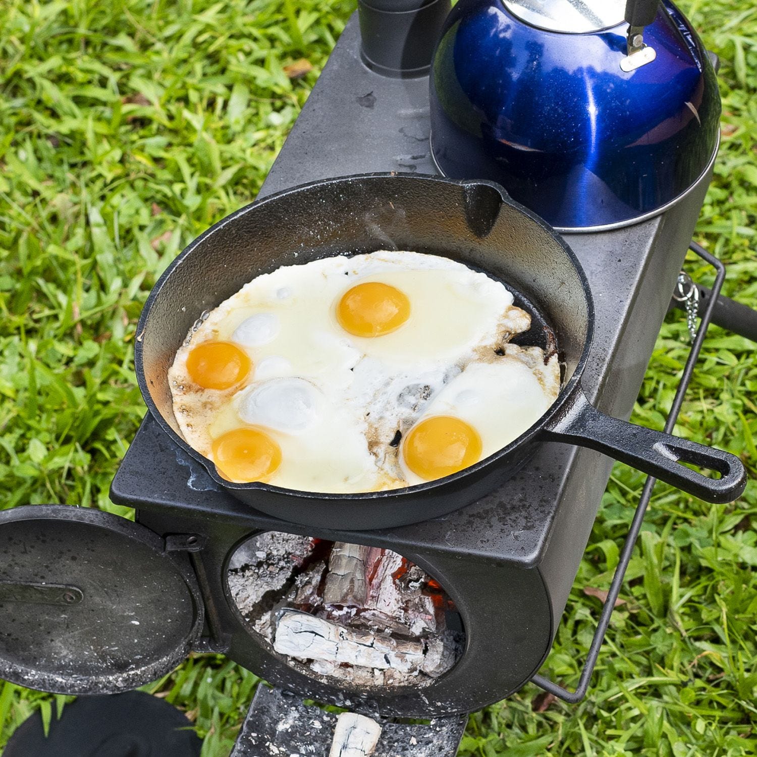 Skillet camping shop