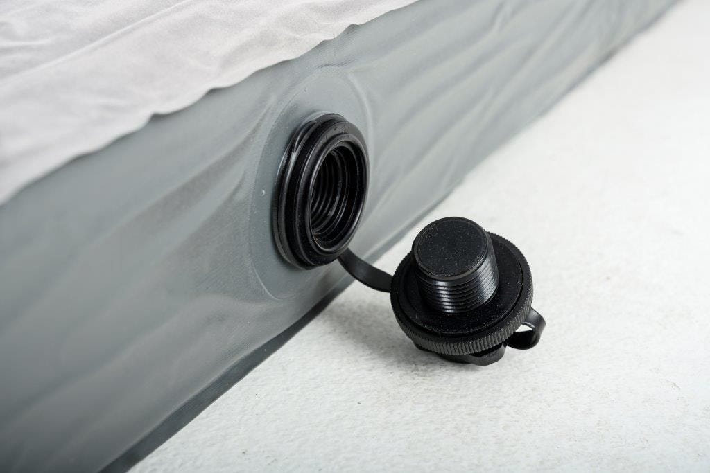 Escape outdoors self inflating mattress top