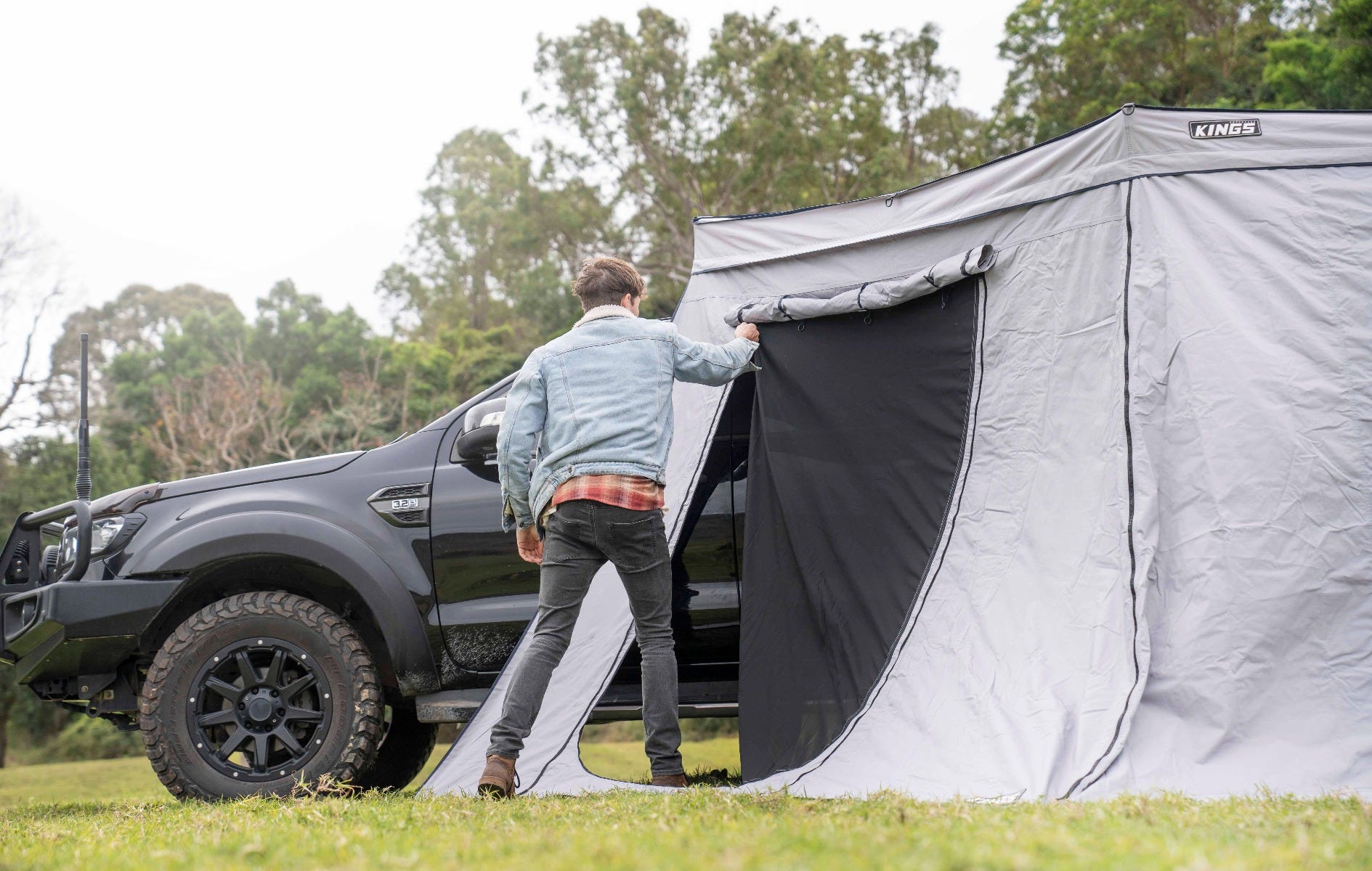 Kings 270 Free Standing Awning wall with door