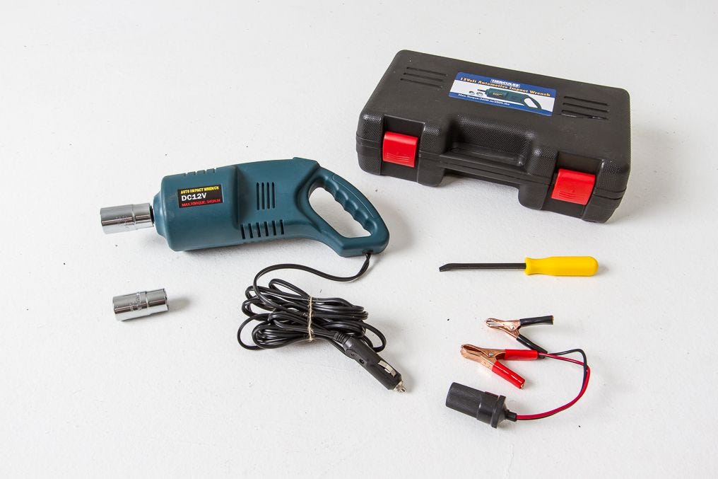 Hercules 12 volt clearance impact driver